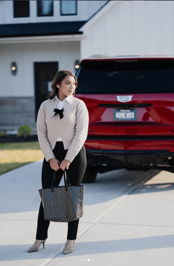 Miah Saldivar, REALTOR